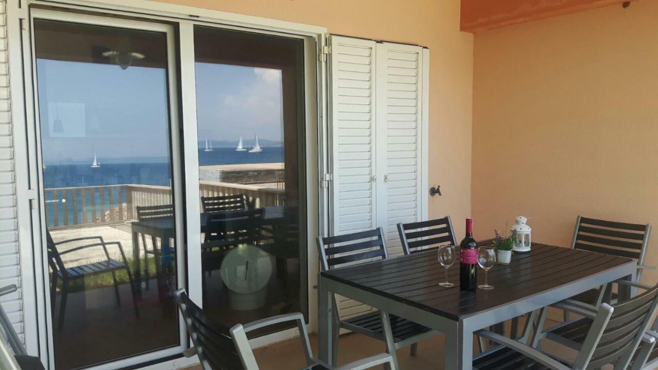 Apartmani Kali Kültér fotó