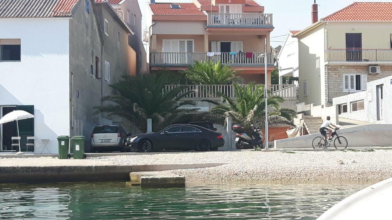 Apartmani Kali Kültér fotó